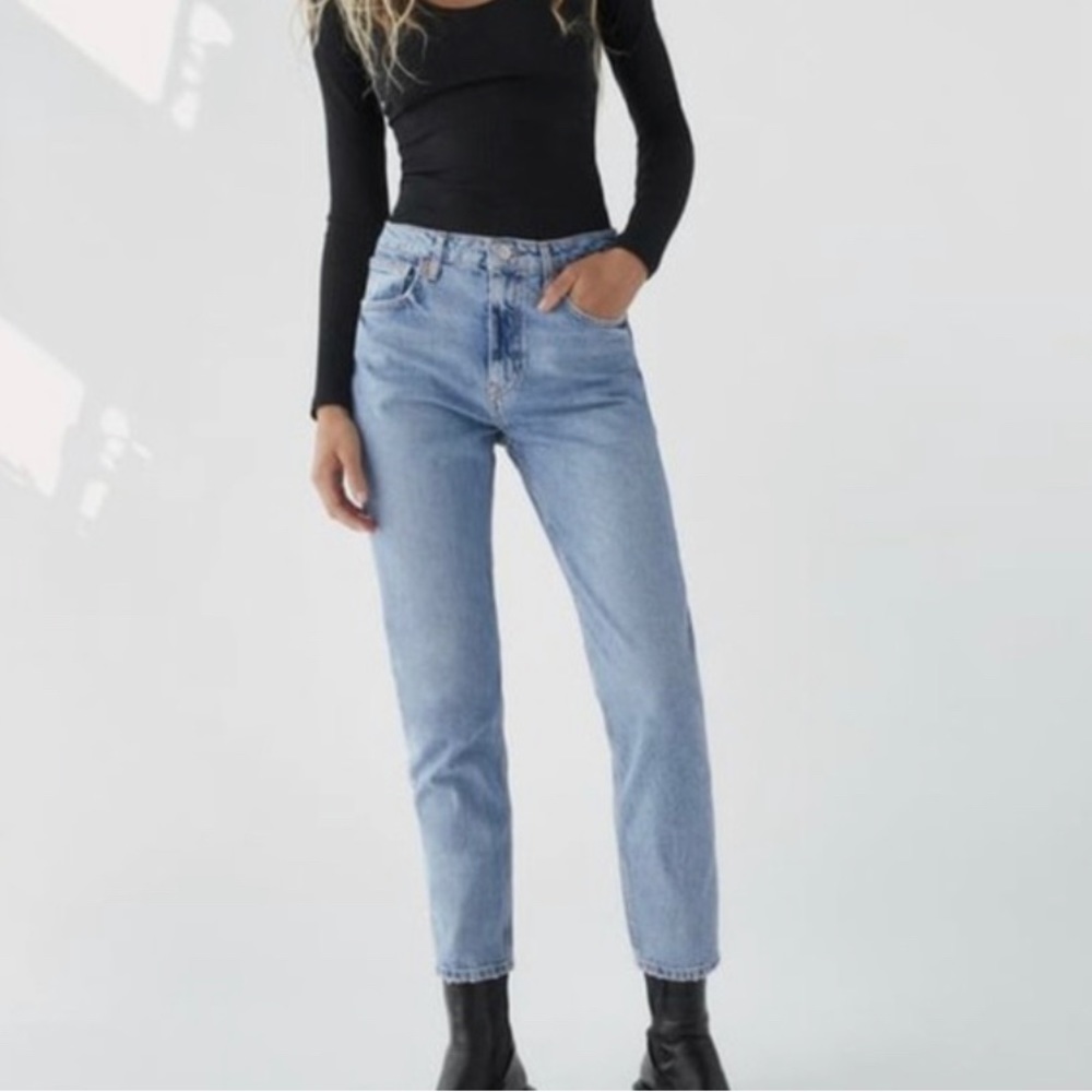 Zara high-waisted skinny jeans light wash